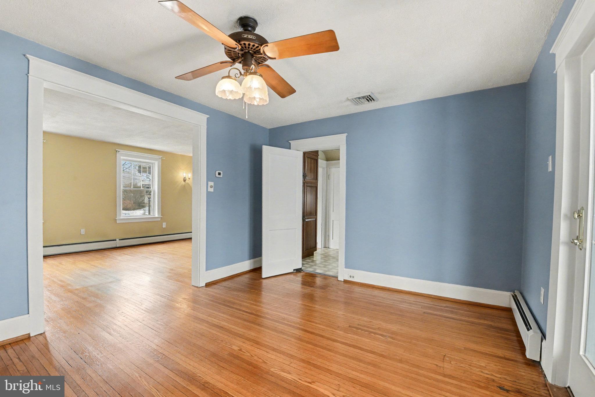 CAMP HILL BOROUGH - Residential