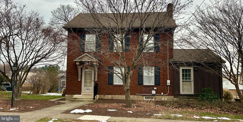 Photo of 121 S 15th Street, CAMP HILL, PA 17011 (MLS # PACB2049194)