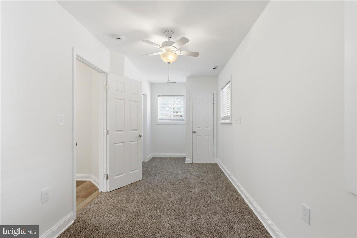 NORTHRIDGE - Residential