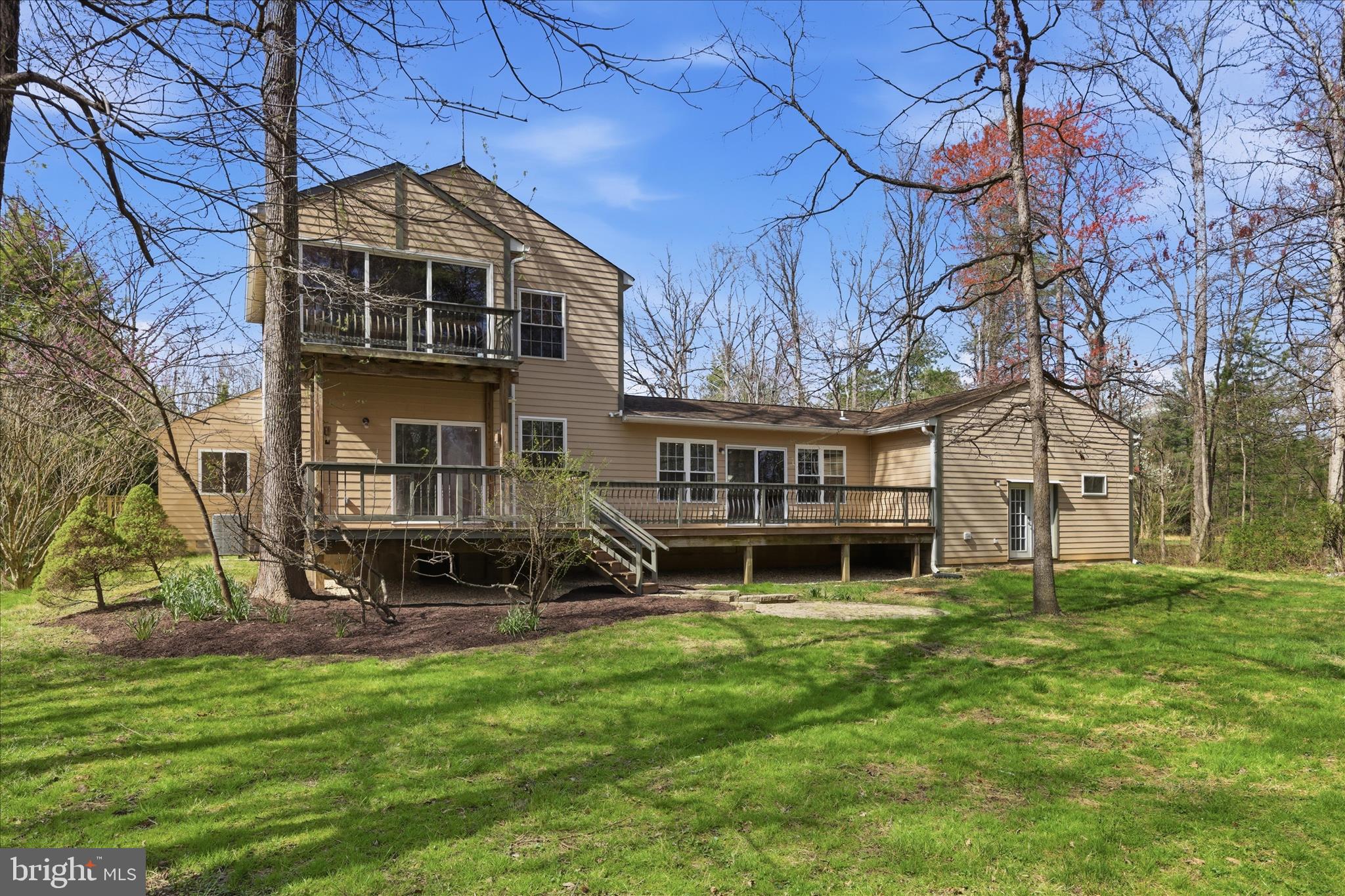 NORTHRIDGE - Residential