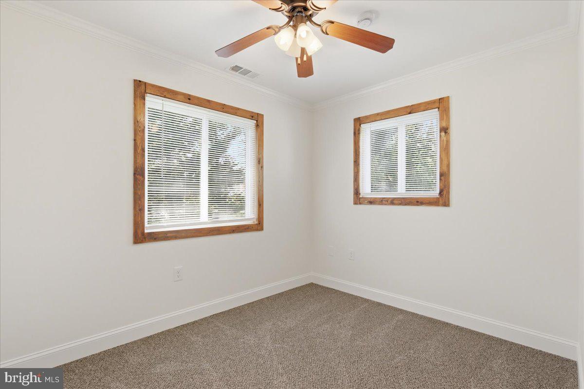 NORTHRIDGE - Residential