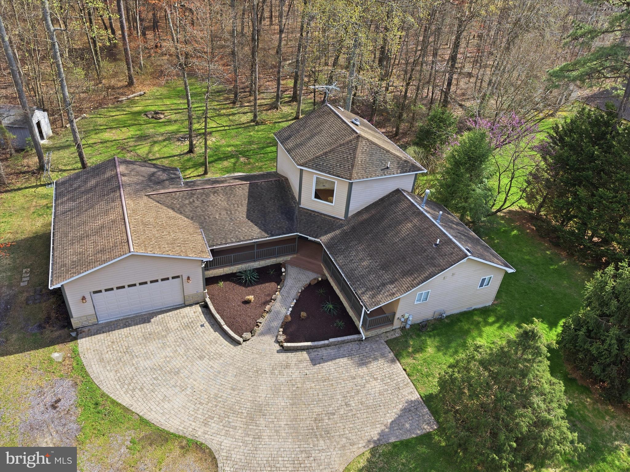 NORTHRIDGE - Residential