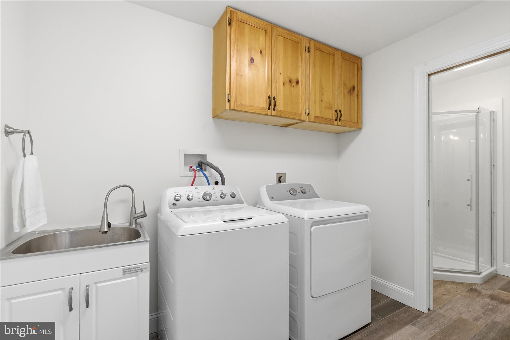 NORTHRIDGE - Residential