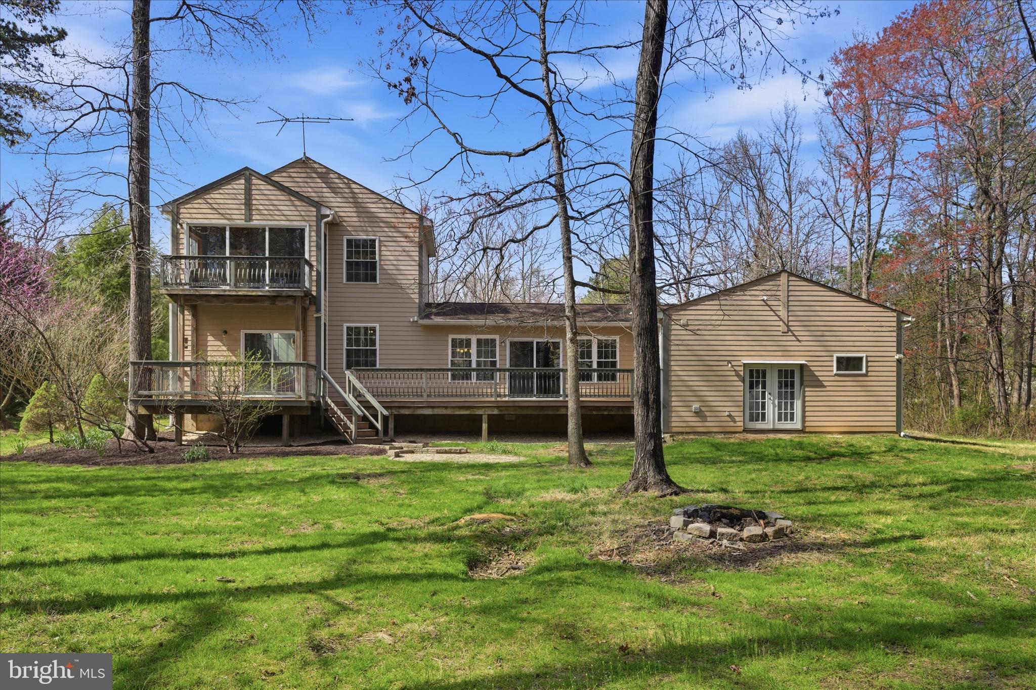 NORTHRIDGE - Residential