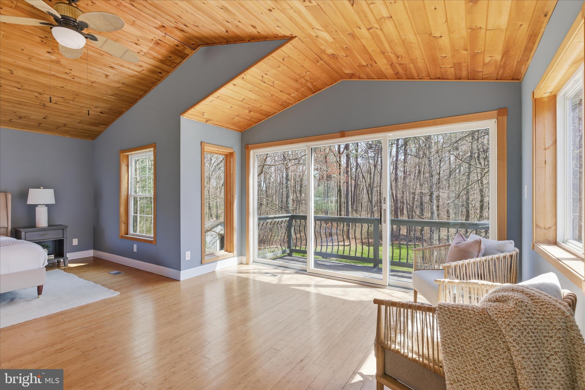 NORTHRIDGE - Residential