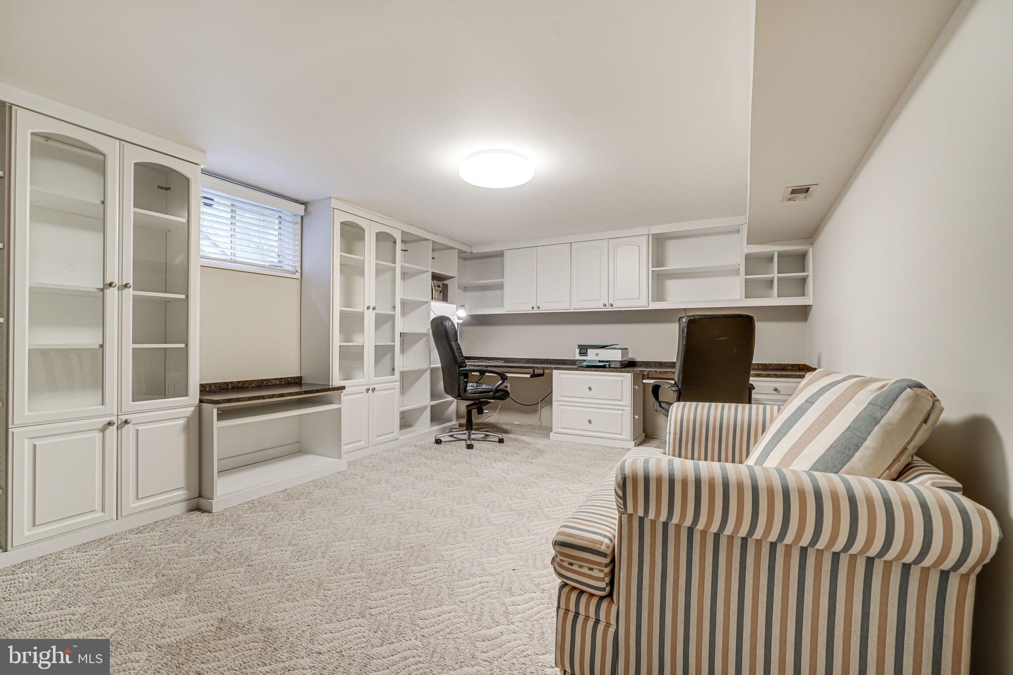 SUMMERWOOD - Residential