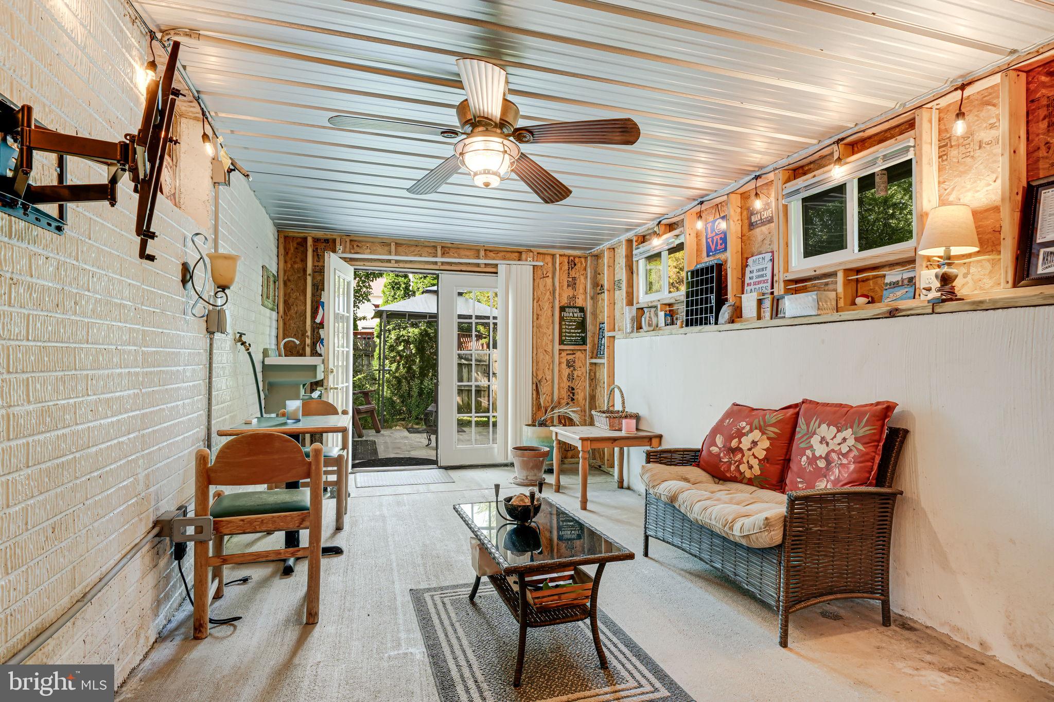 SUMMERWOOD - Residential