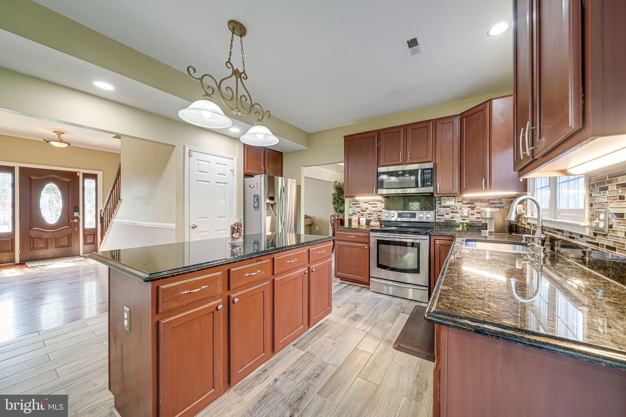 SUMMERWOOD - Residential