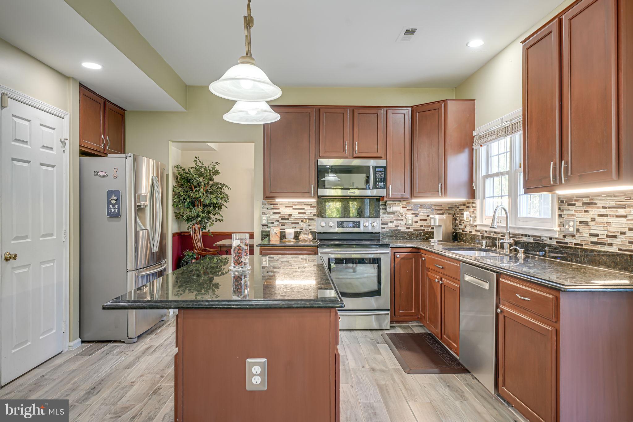 SUMMERWOOD - Residential