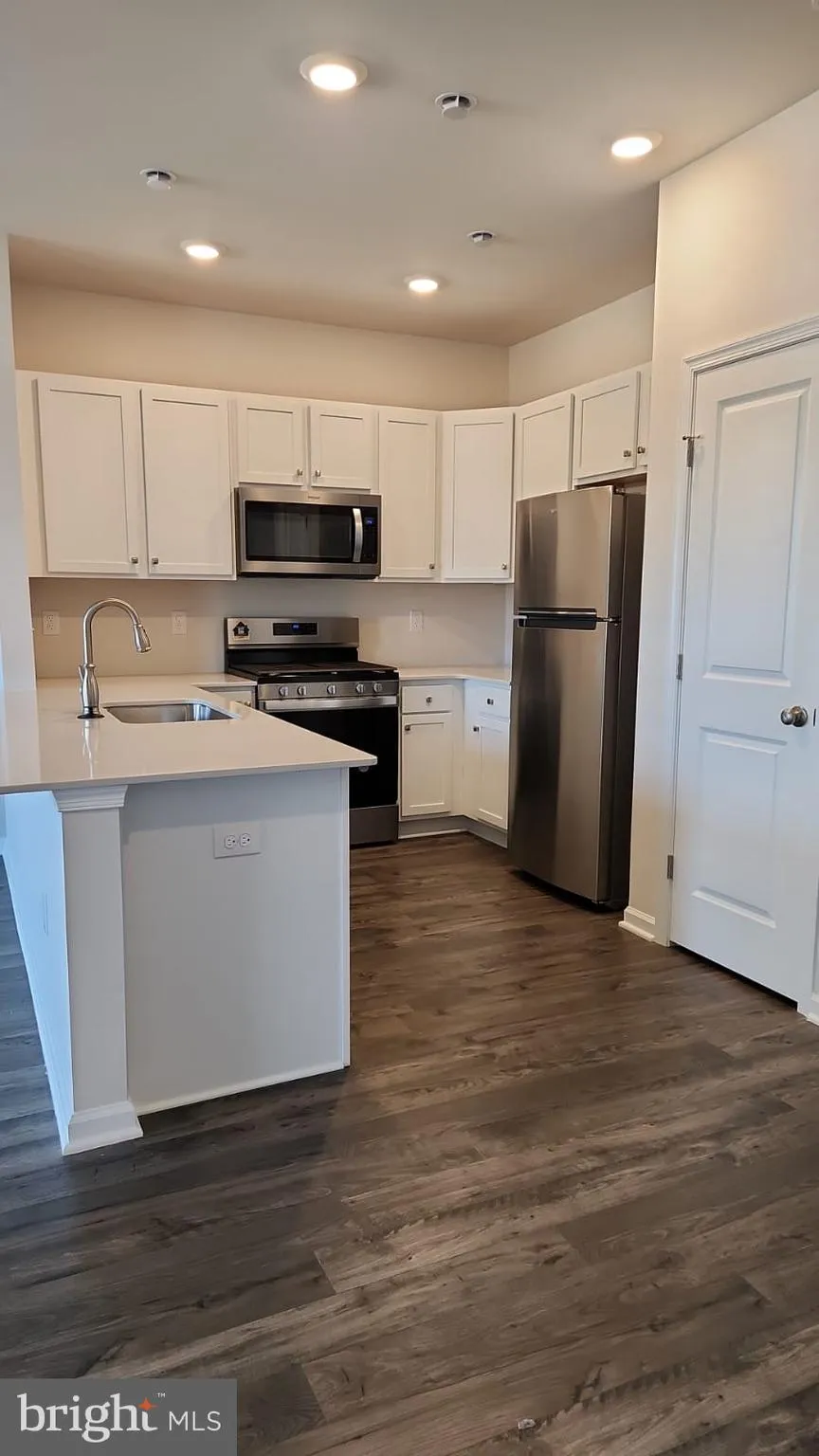 Westampton, New Jersey 08060, United States, 3 Bedrooms Bedrooms, ,3 BathroomsBathrooms,Residential,Active,19857