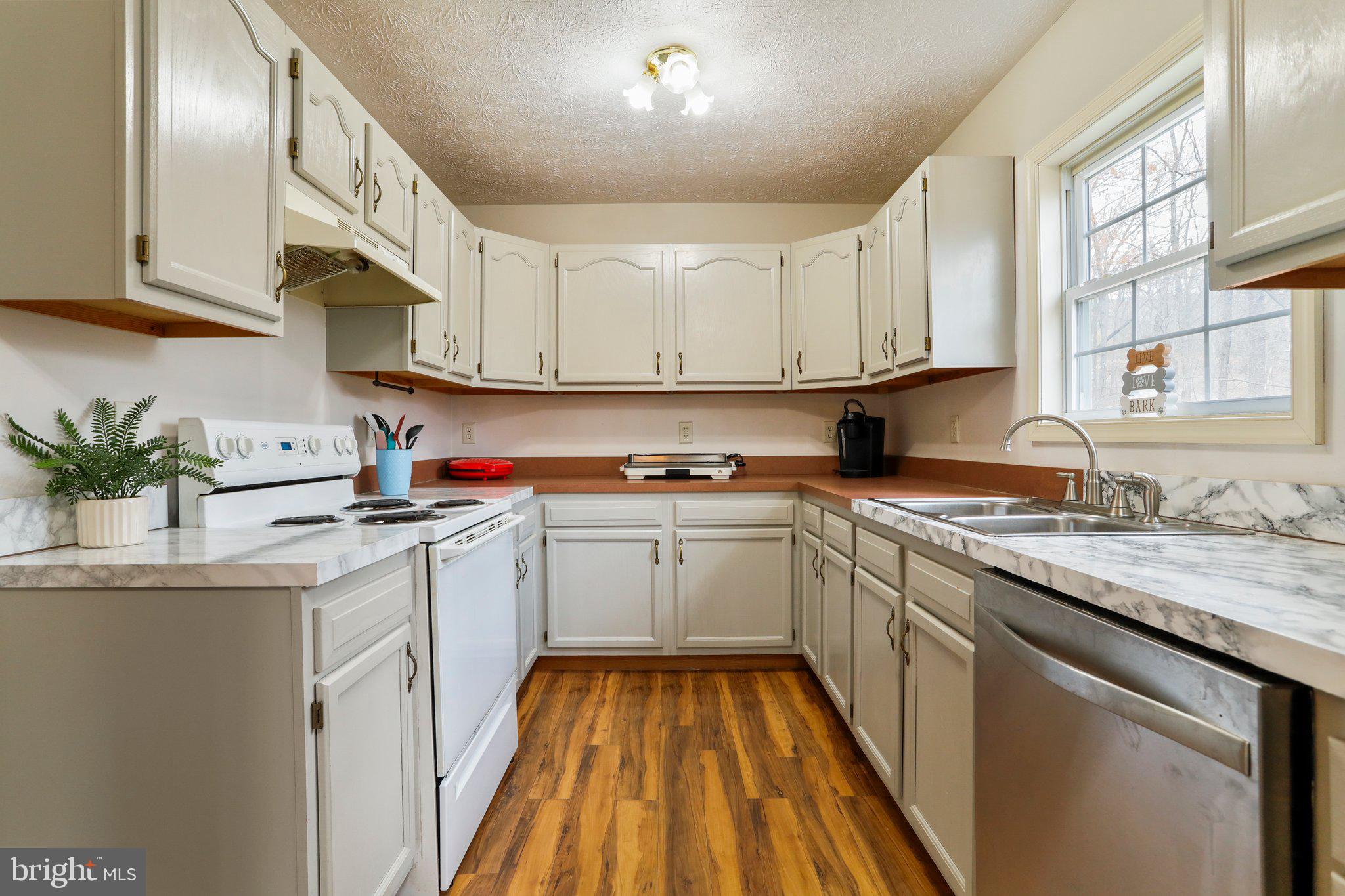 WILD ACRES - Residential