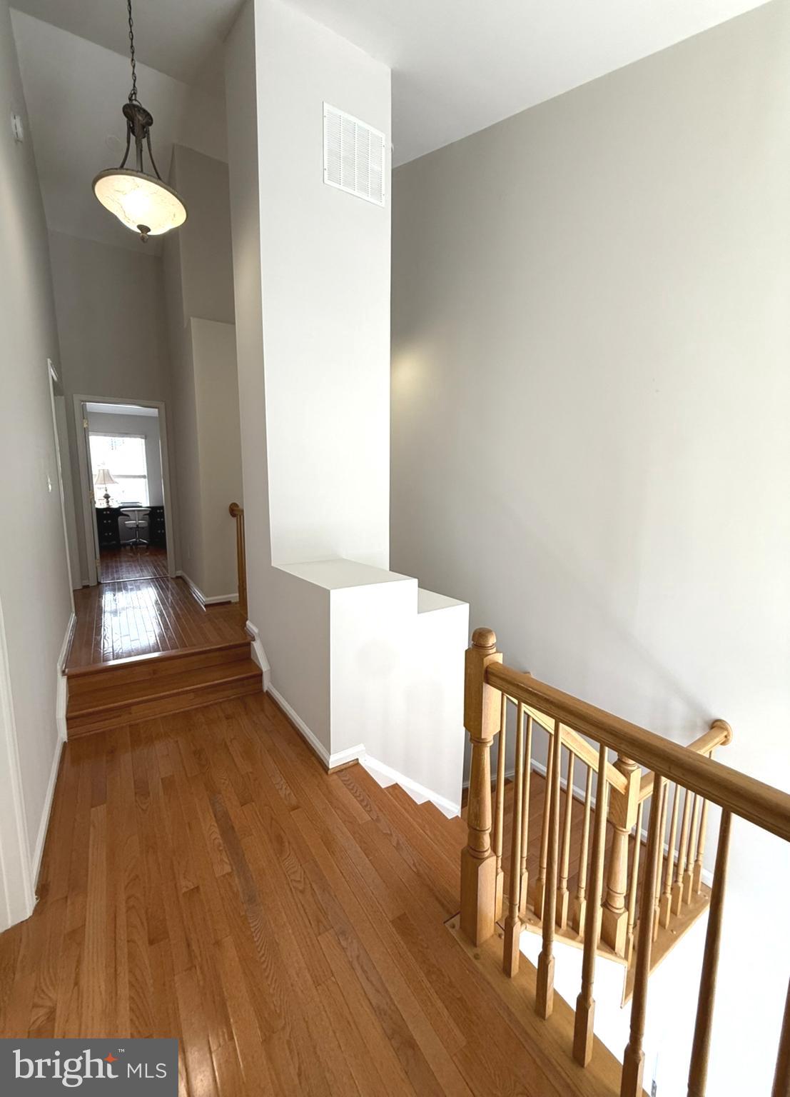 KINGSTOWNE - Residential