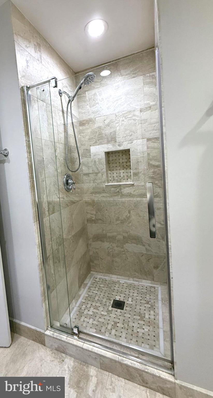 KINGSTOWNE - Residential