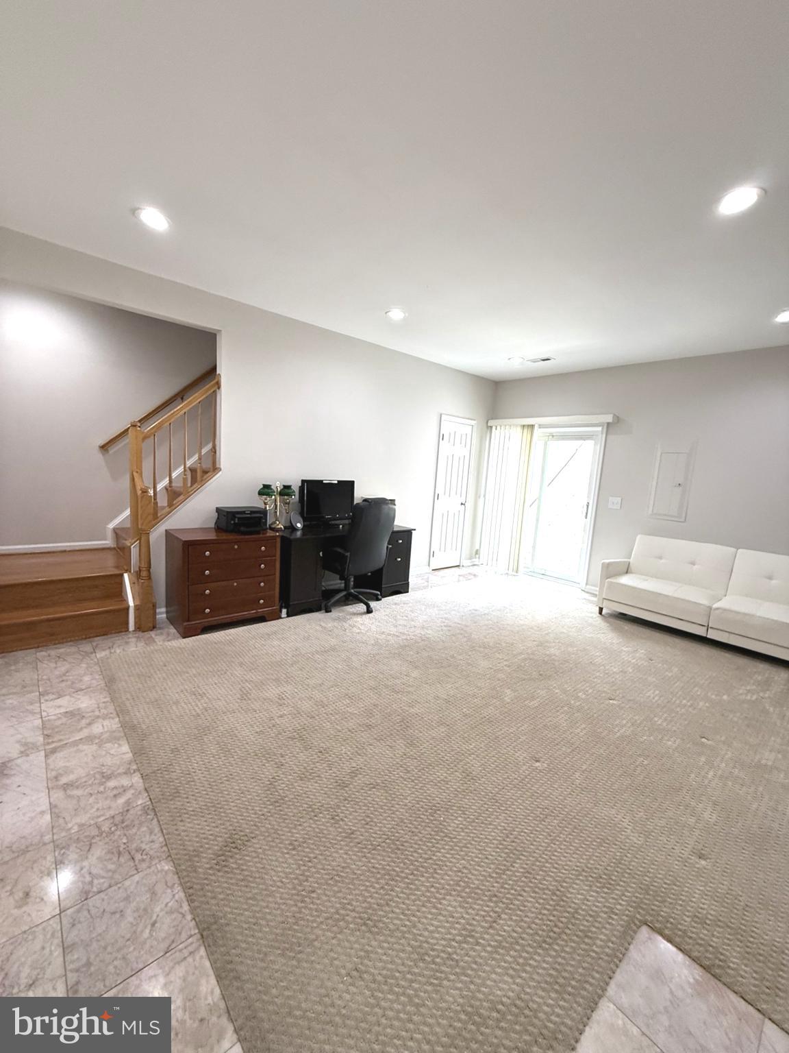 KINGSTOWNE - Residential