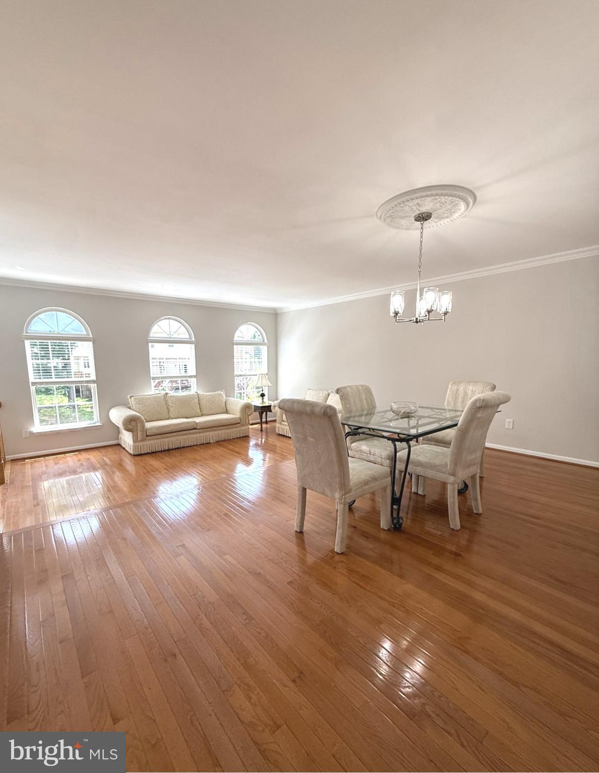 KINGSTOWNE - Residential