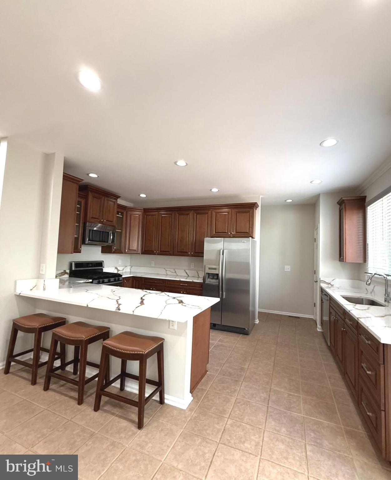 KINGSTOWNE - Residential