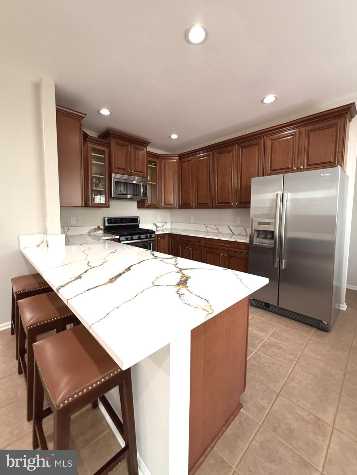 KINGSTOWNE - Residential