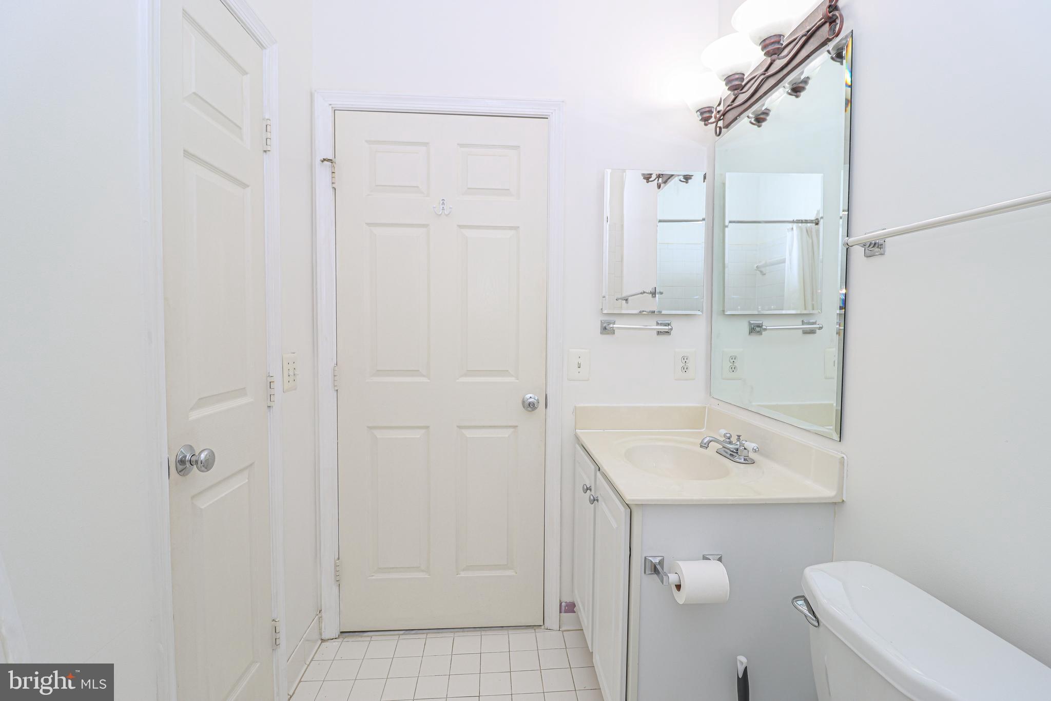 WINDY HILL - Residential