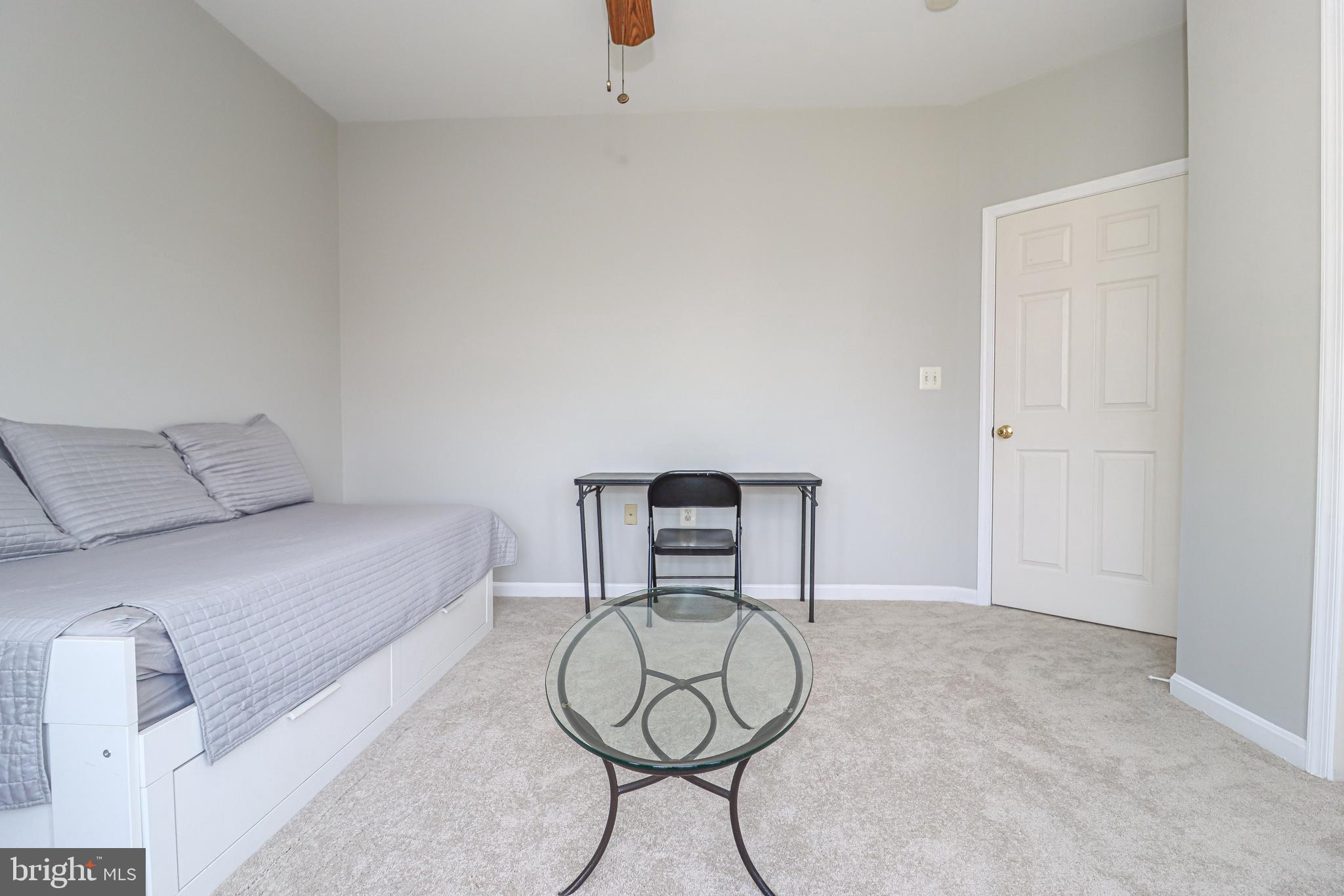 WINDY HILL - Residential