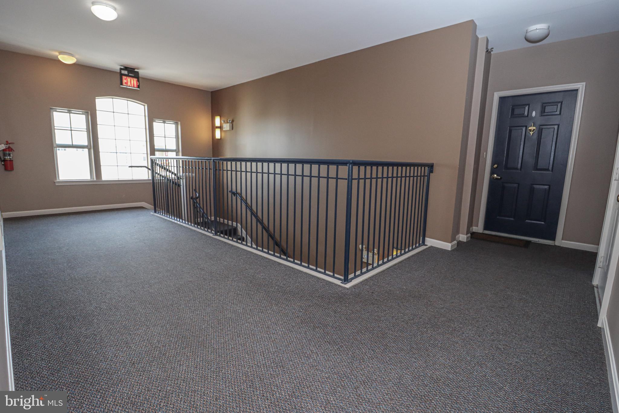 WINDY HILL - Residential