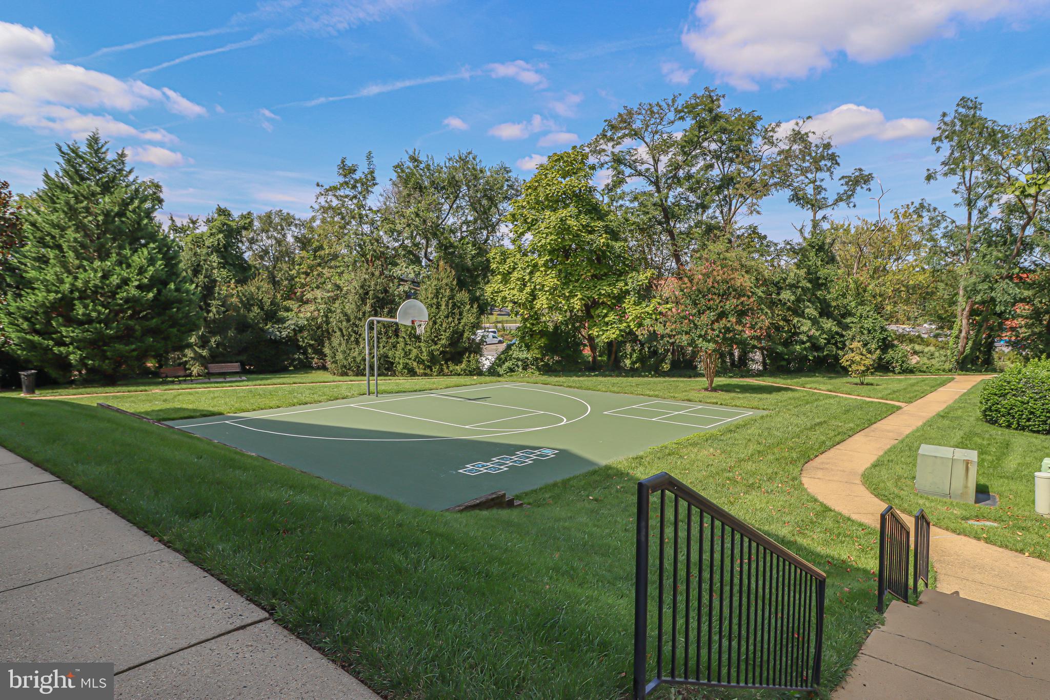 WINDY HILL - Residential