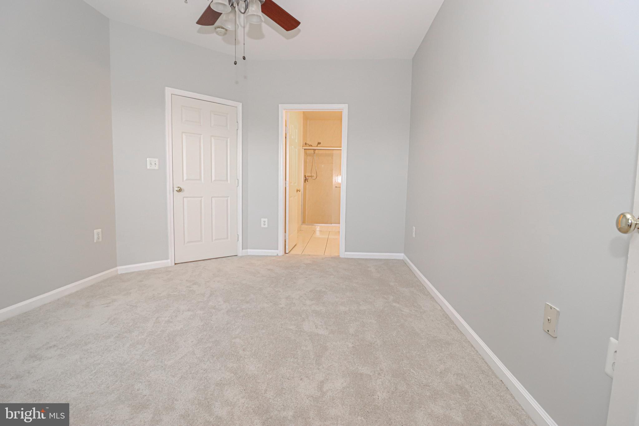 WINDY HILL - Residential