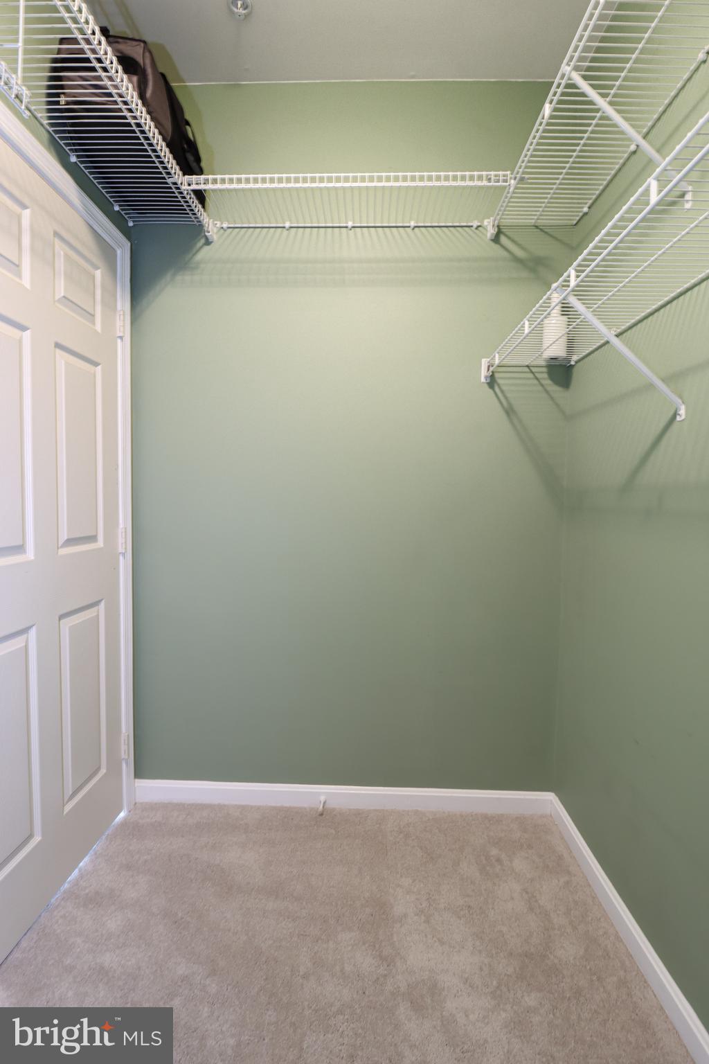 WINDY HILL - Residential