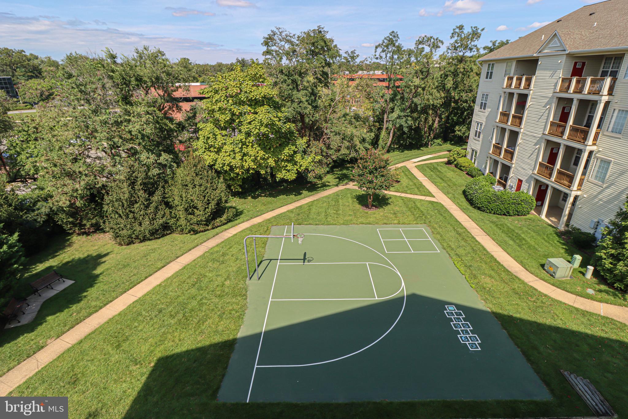 WINDY HILL - Residential