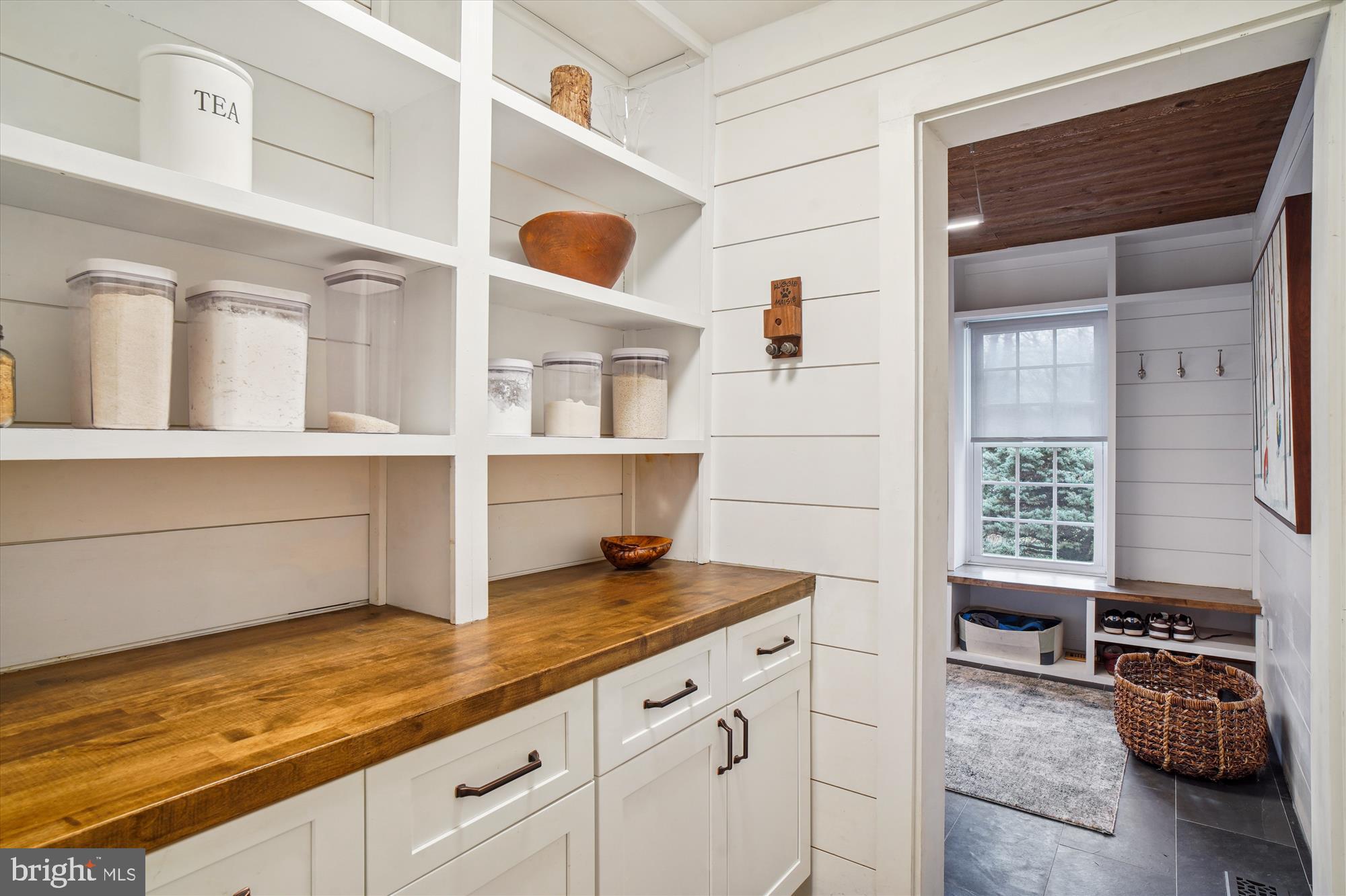 ELIZABETH'S DELIGHT - Residential