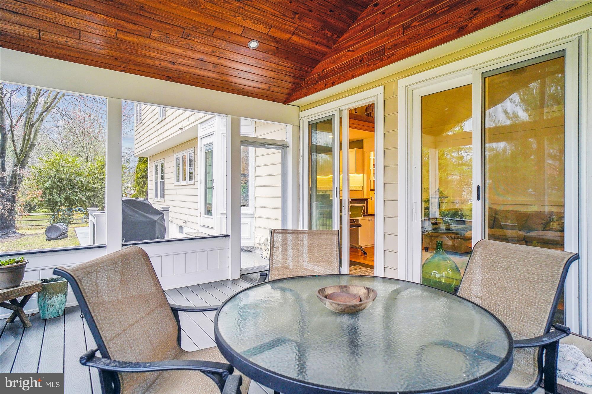 ELIZABETH'S DELIGHT - Residential