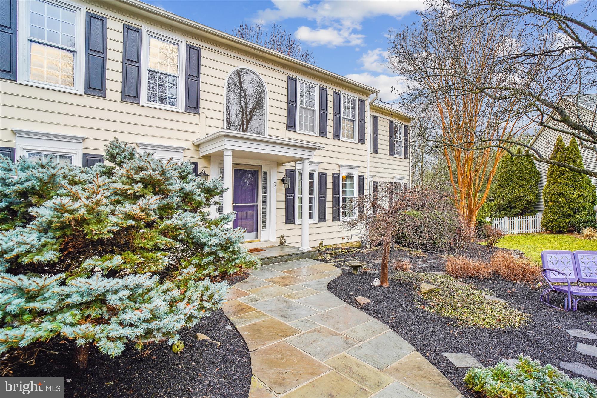 ELIZABETH'S DELIGHT - Residential