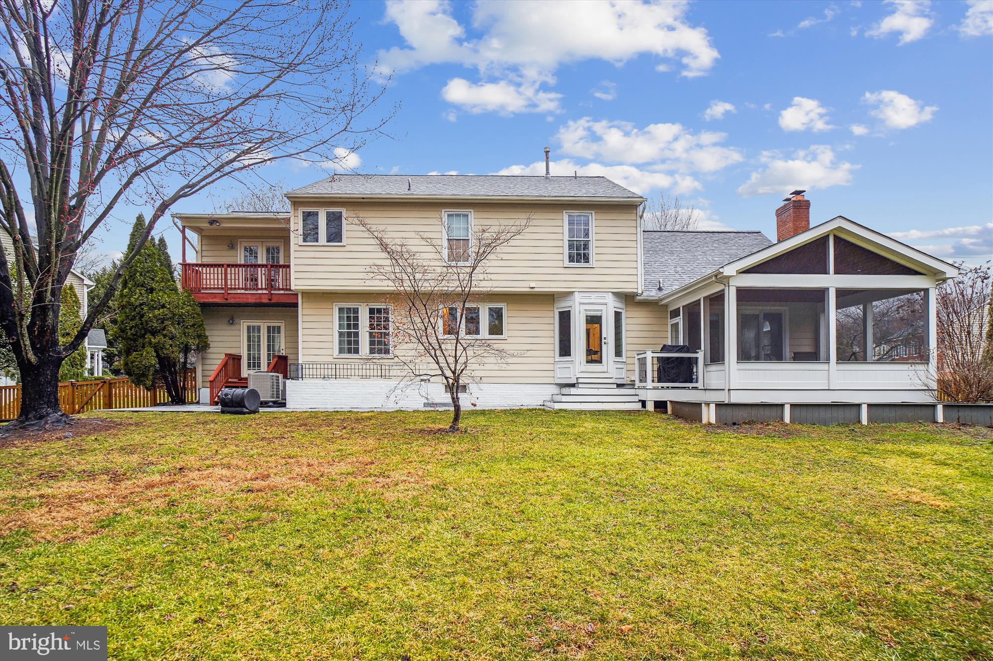 ELIZABETH'S DELIGHT - Residential