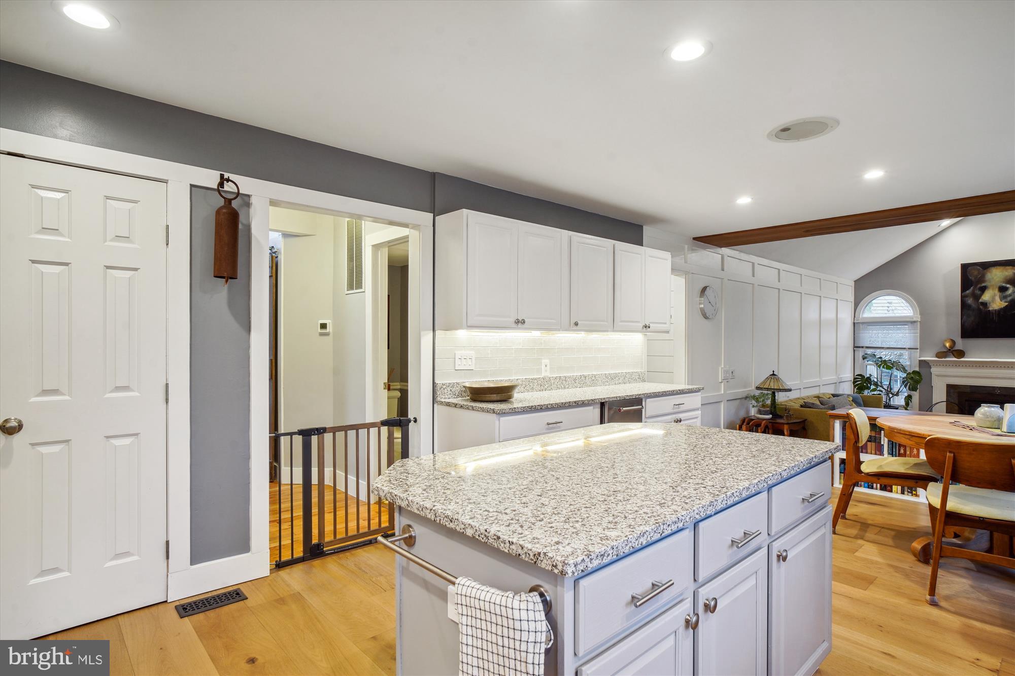 ELIZABETH'S DELIGHT - Residential