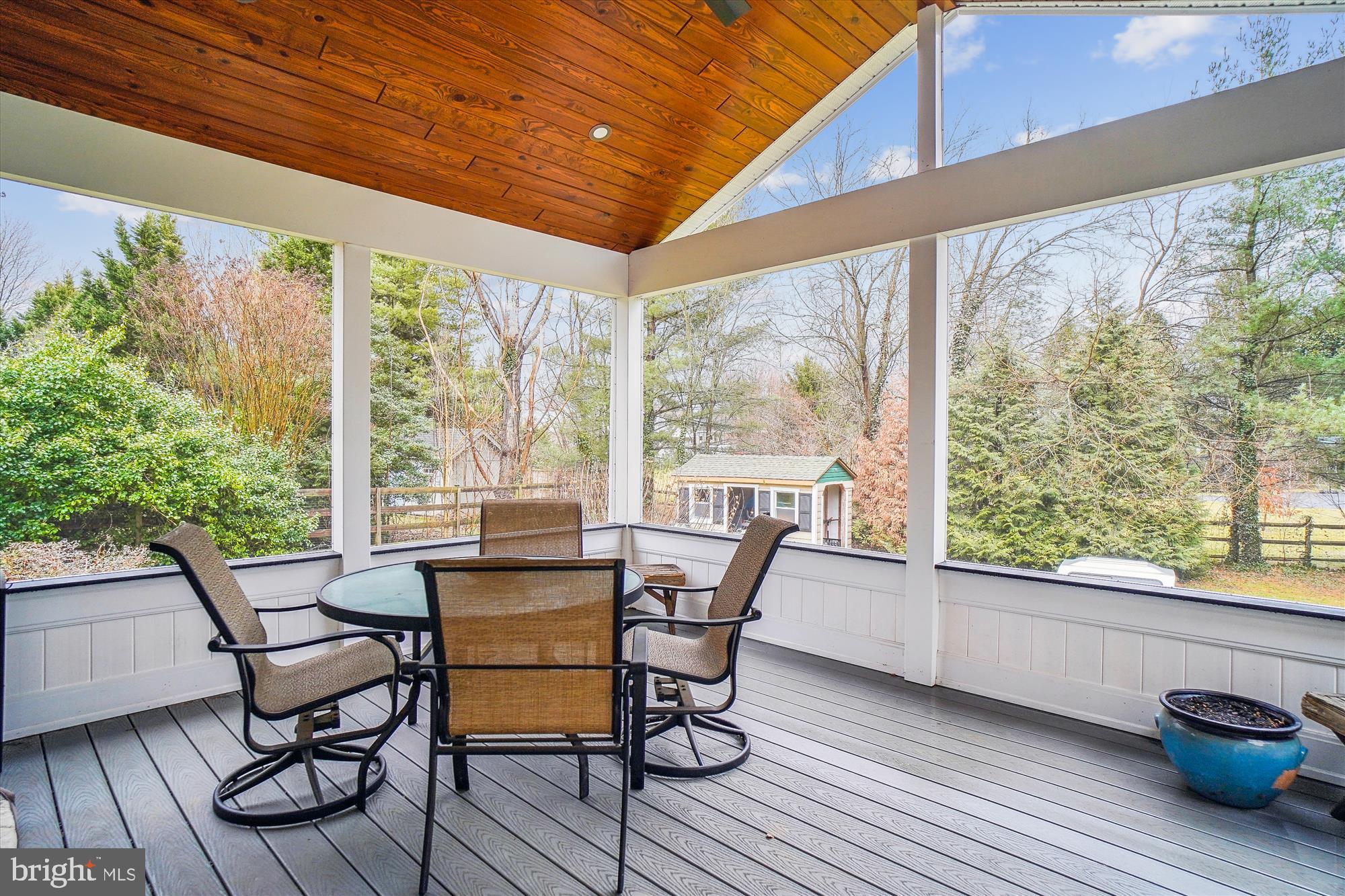 ELIZABETH'S DELIGHT - Residential