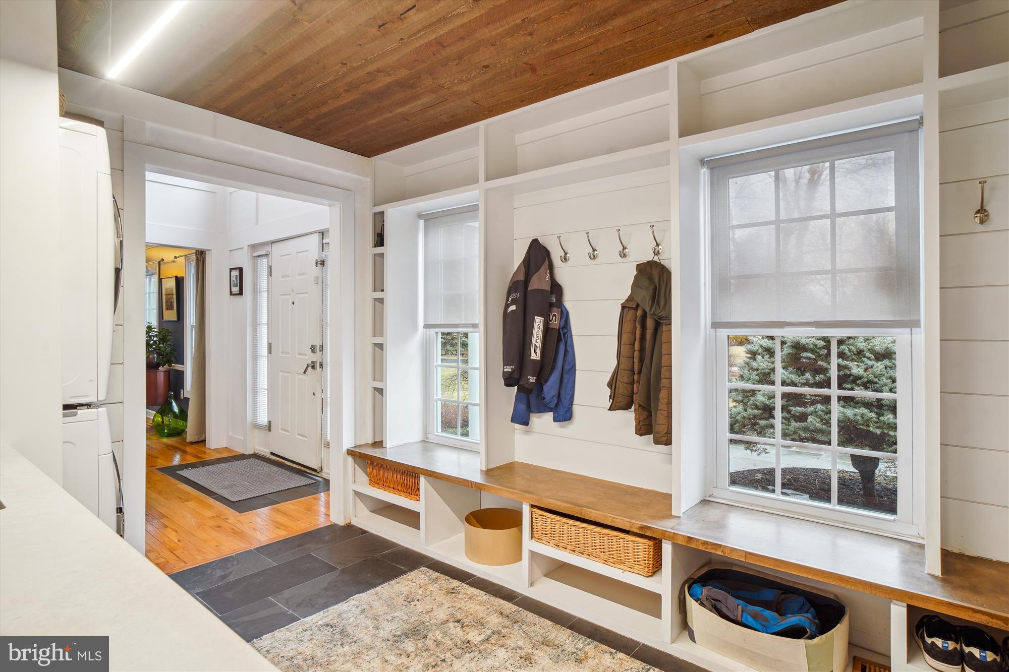 ELIZABETH'S DELIGHT - Residential