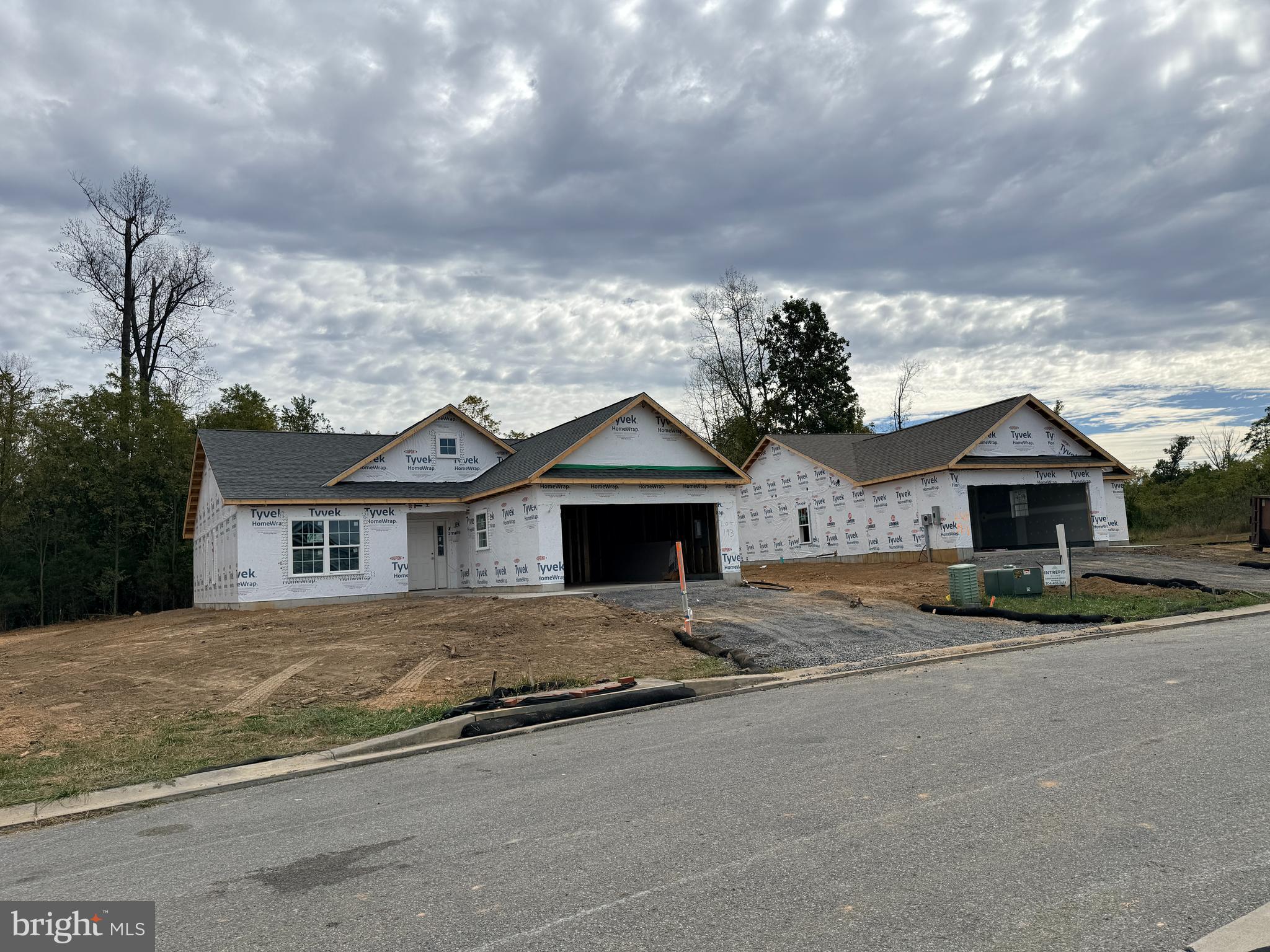 THE LAKES AT MARTINSBURG - Residential