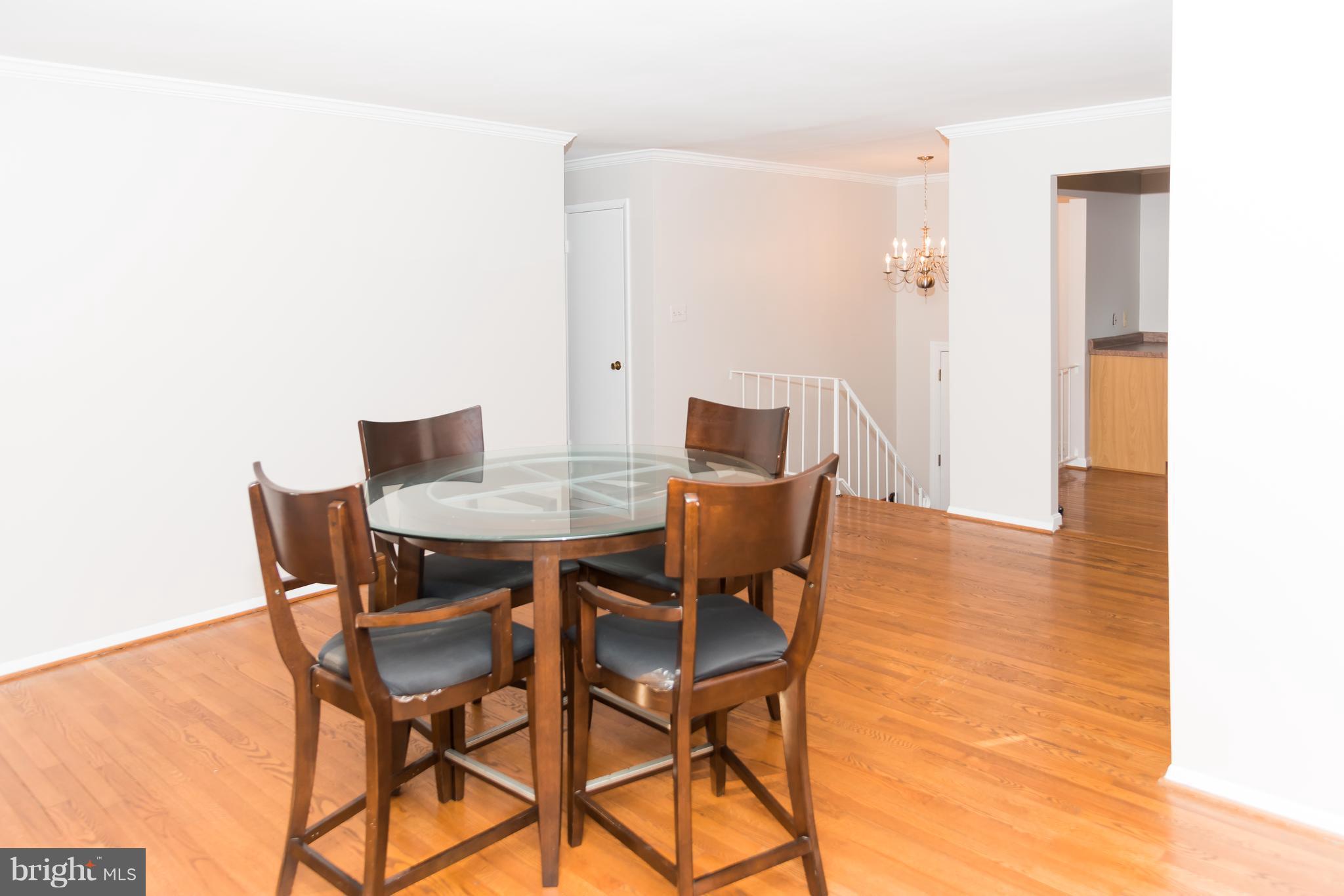 POHICK ESTATES - Residential Lease
