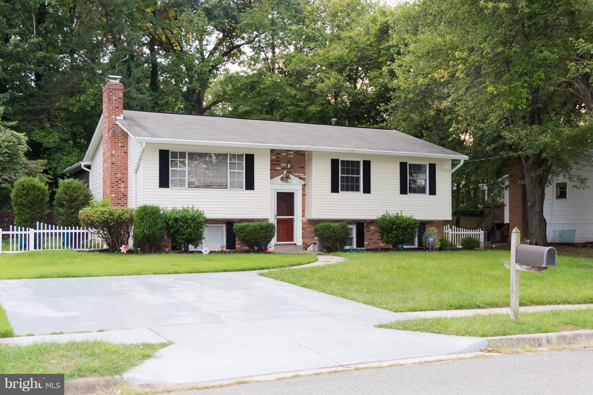 POHICK ESTATES - Residential Lease