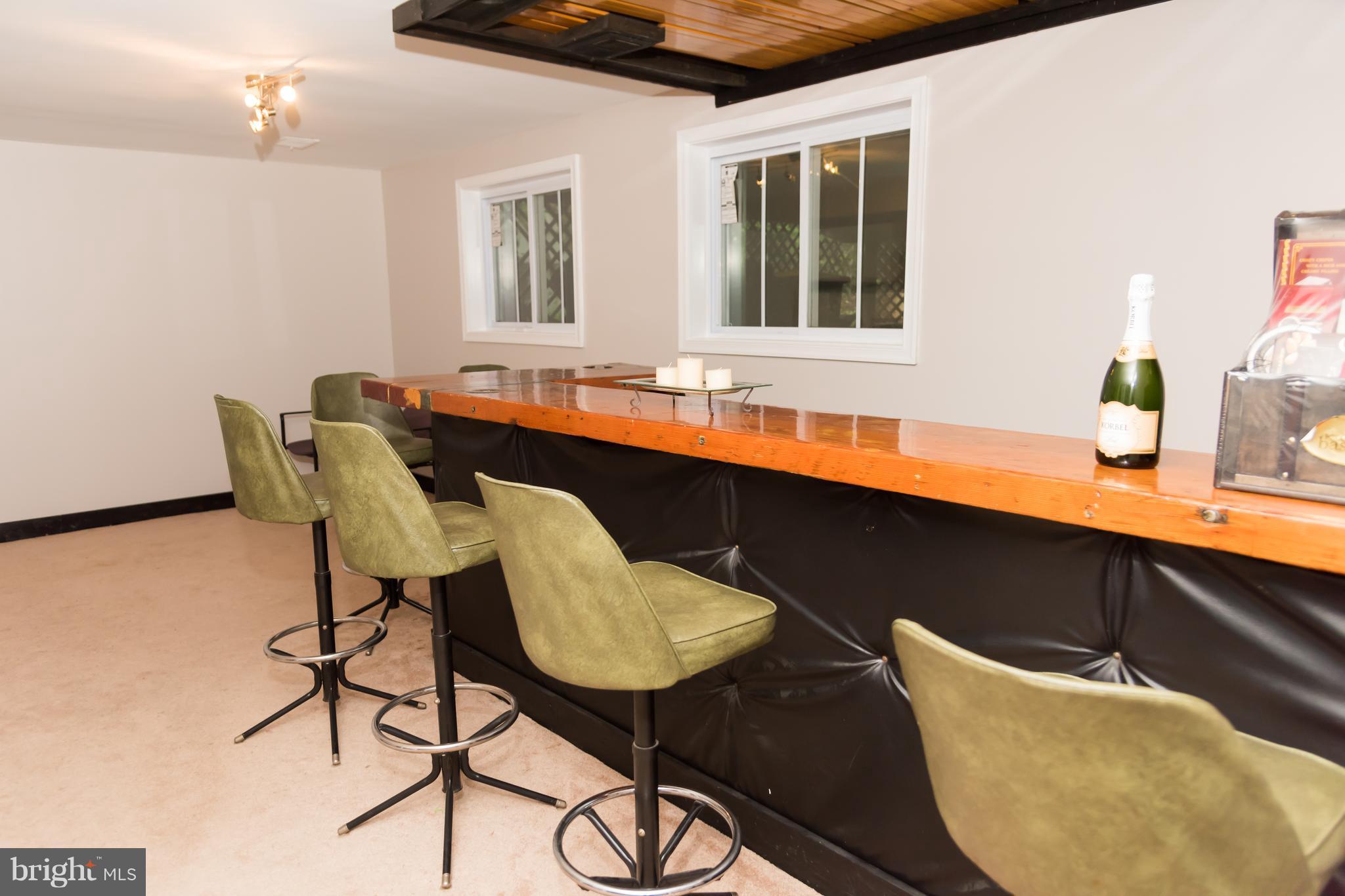 POHICK ESTATES - Residential Lease