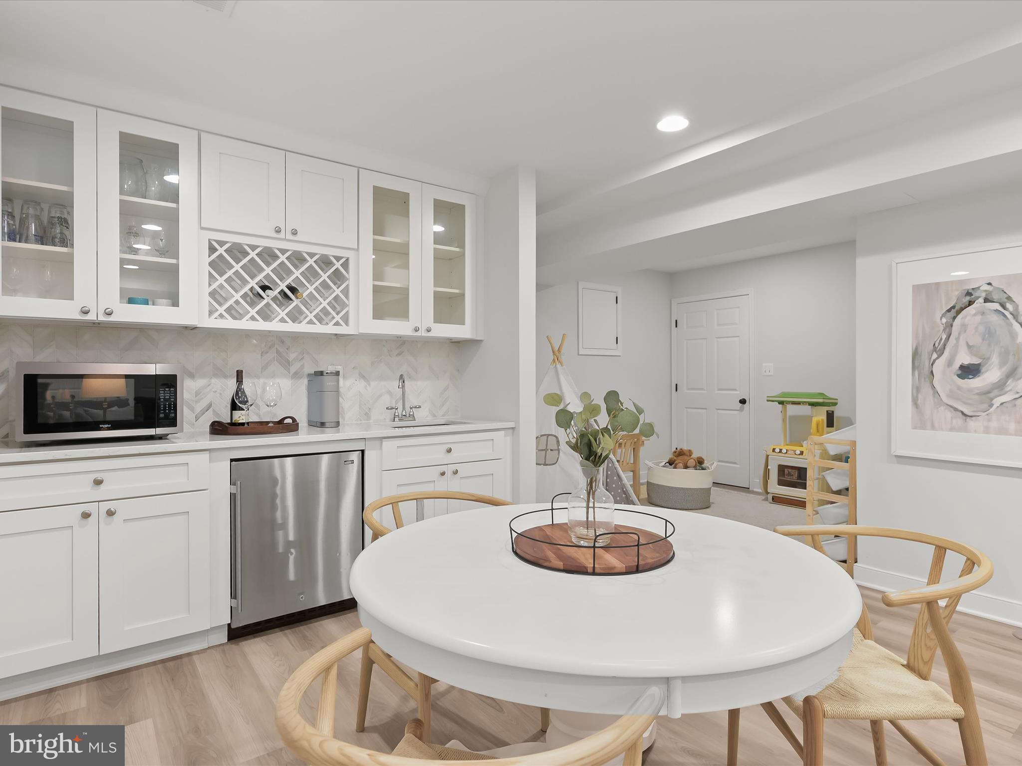 WEST ANNAPOLIS - Residential