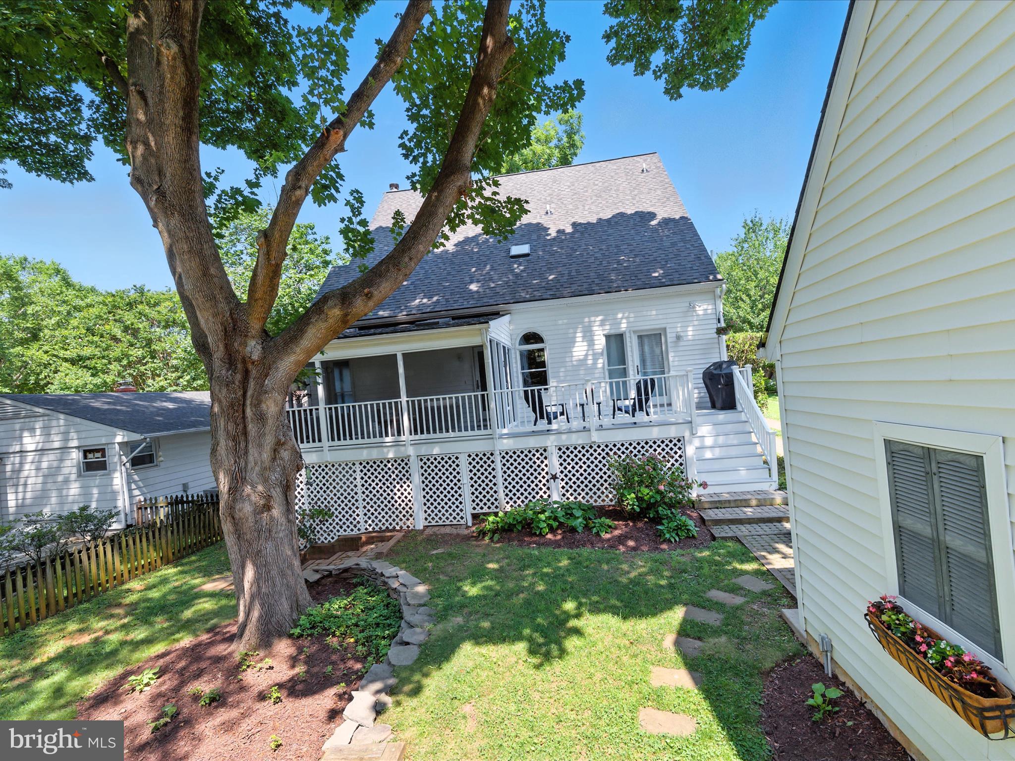 WEST ANNAPOLIS - Residential