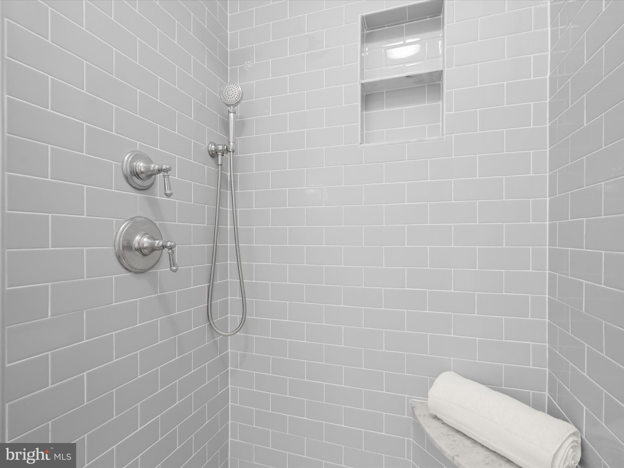 WEST ANNAPOLIS - Residential