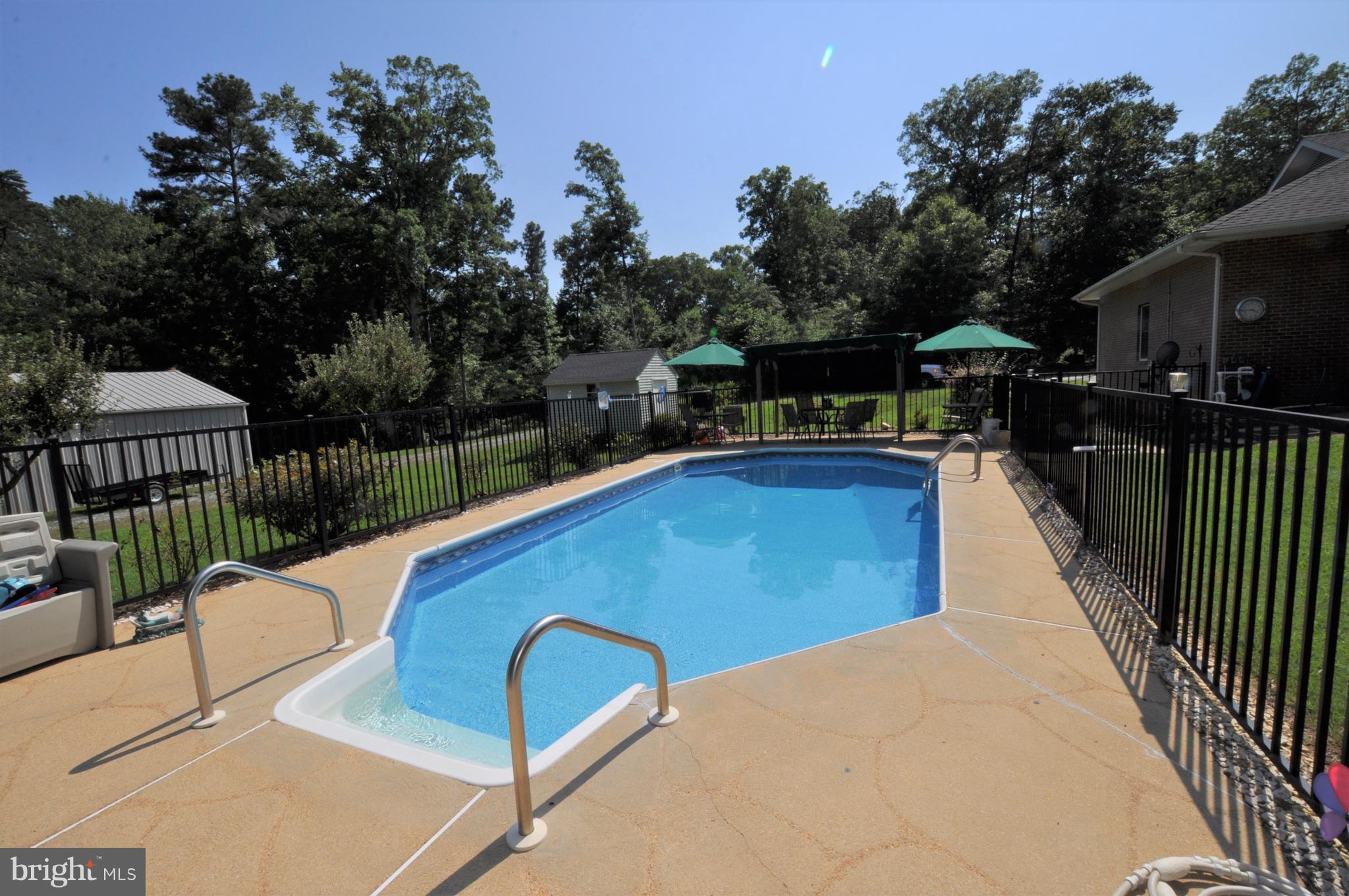 OAK FARM PROPERTIES - Residential