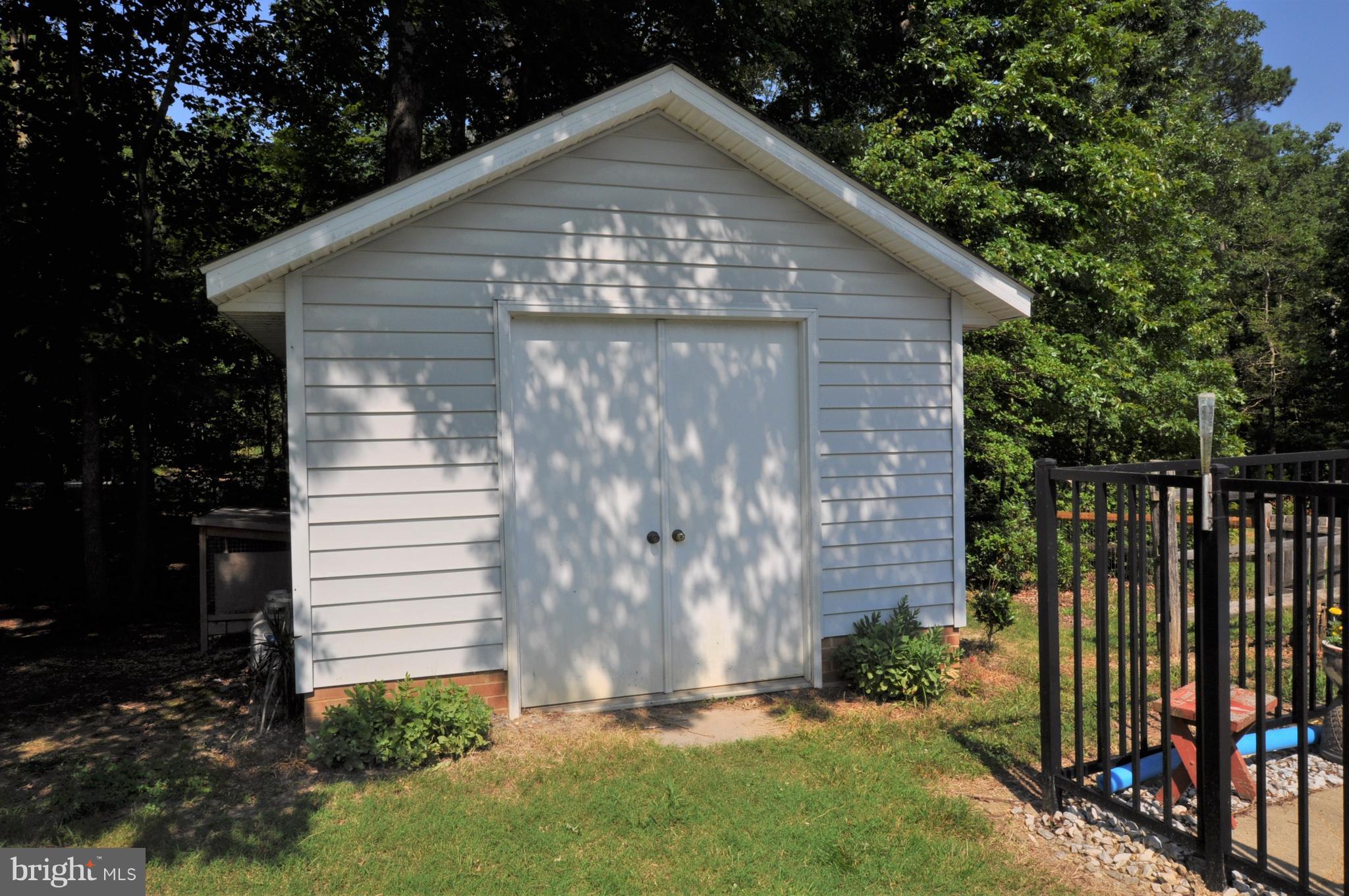 OAK FARM PROPERTIES - Residential