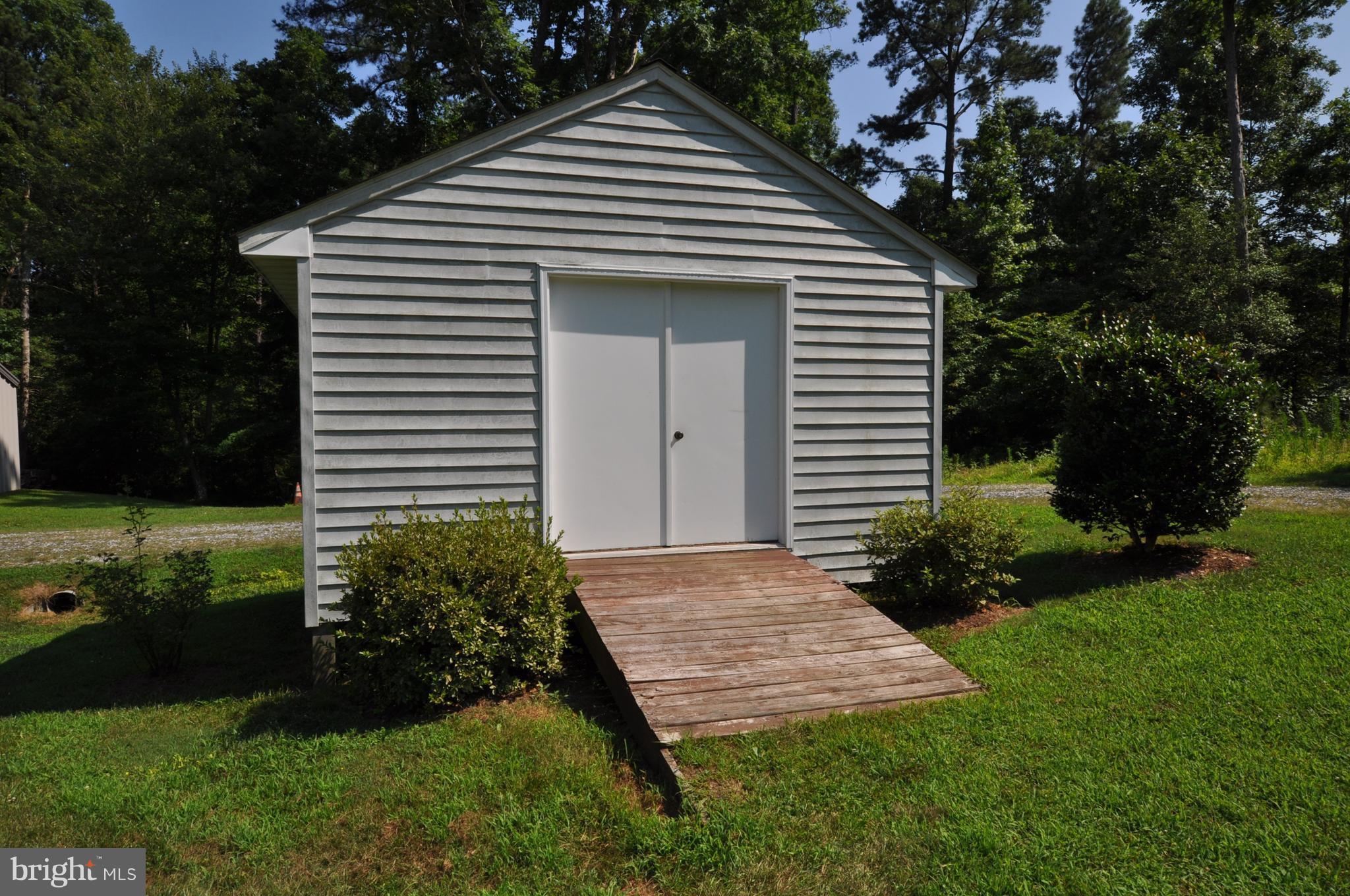 OAK FARM PROPERTIES - Residential