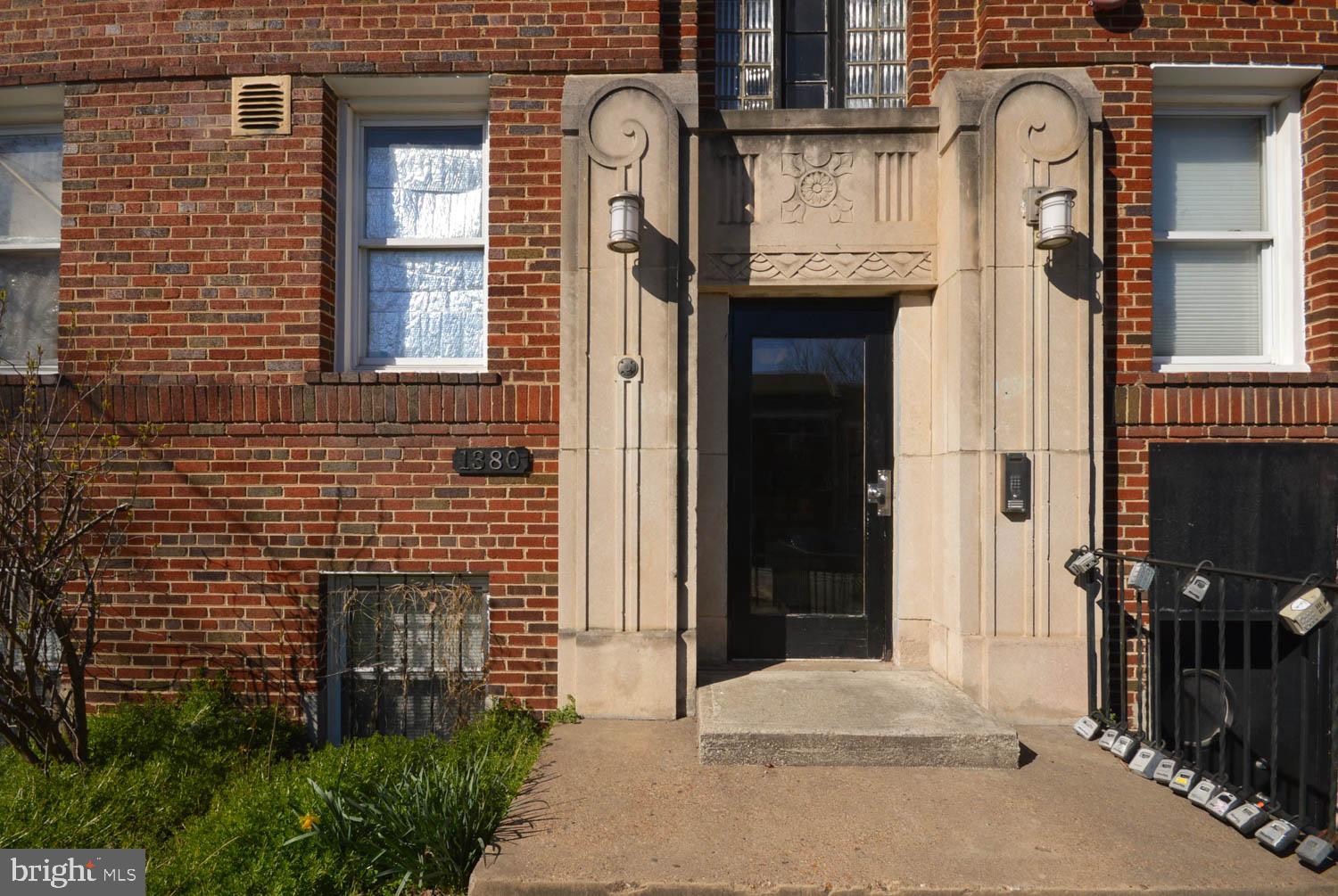 1380 BRYANT STREET NE 202