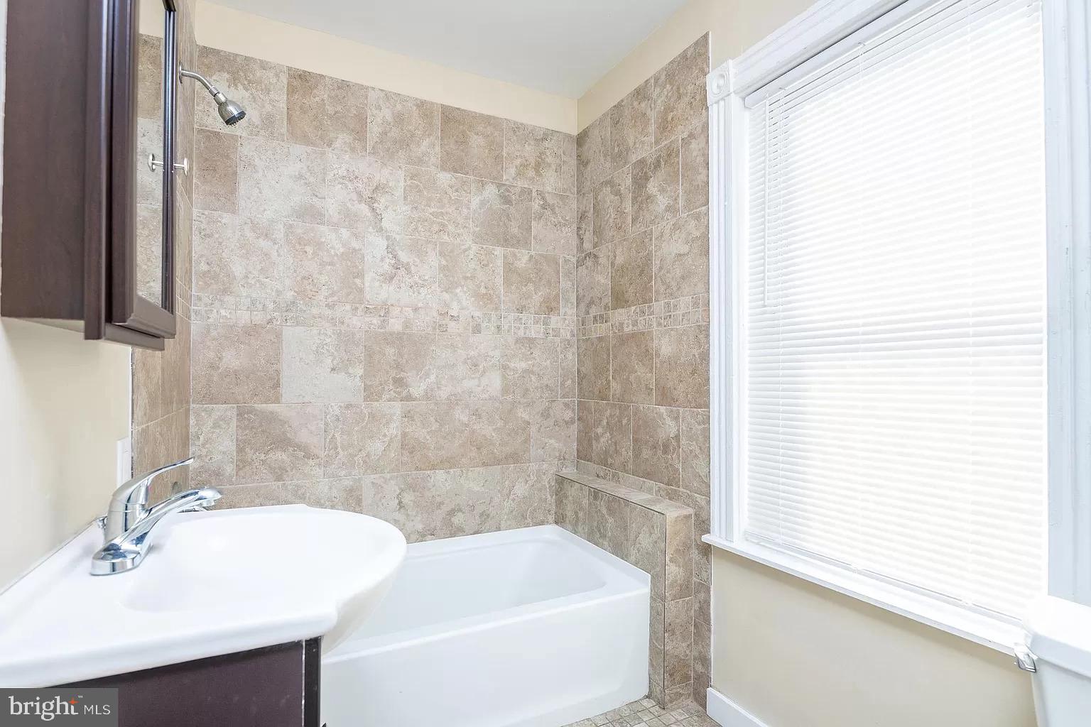 BERKS COUNTY - Residential Lease