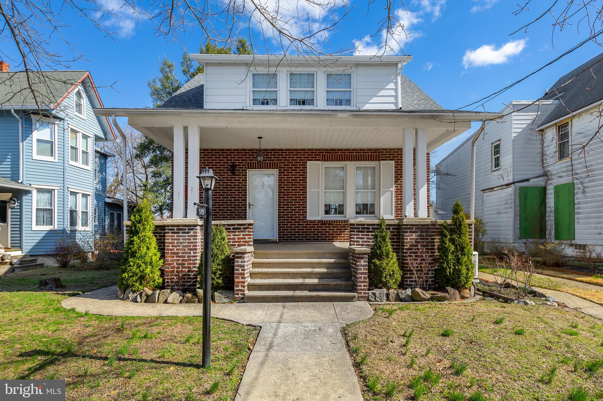 313 SUMMIT AVENUE