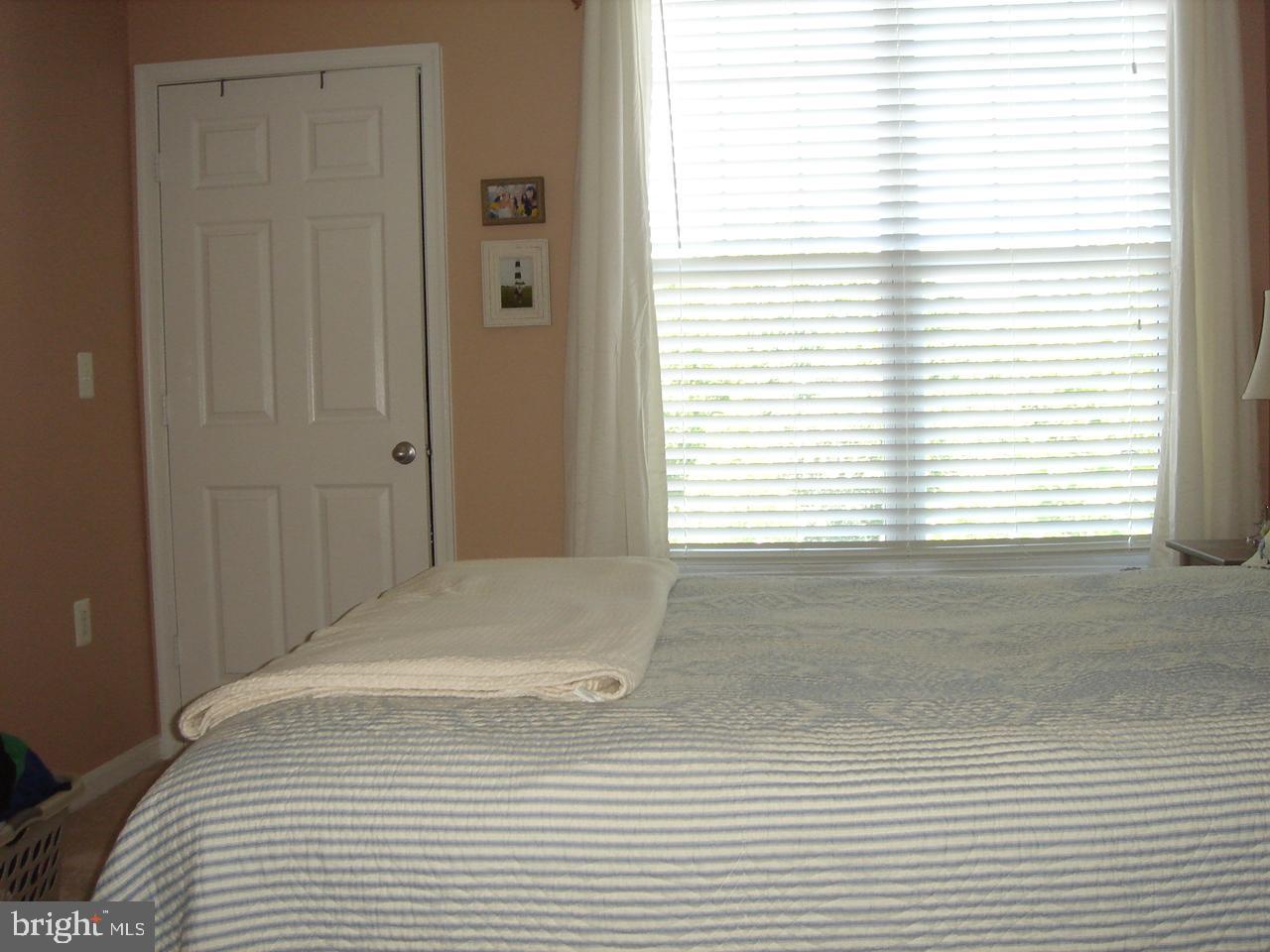 FAIRFAX RIDGE CONDOS - Residential