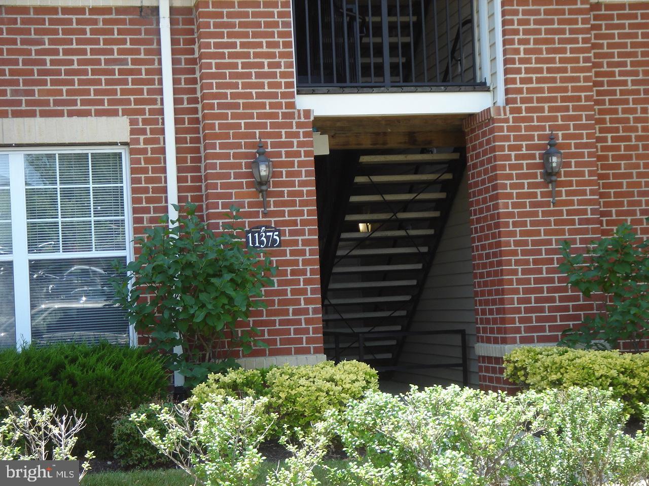 FAIRFAX RIDGE CONDOS - Residential